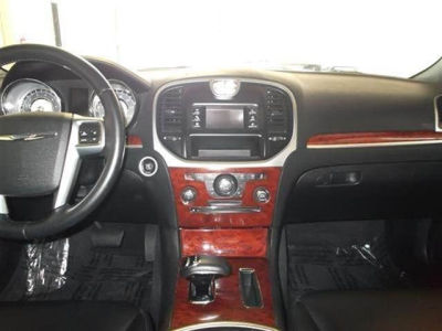 2012 Chrysler 300  Limited