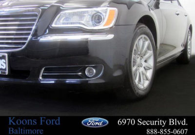 2012 Chrysler 300  Limited