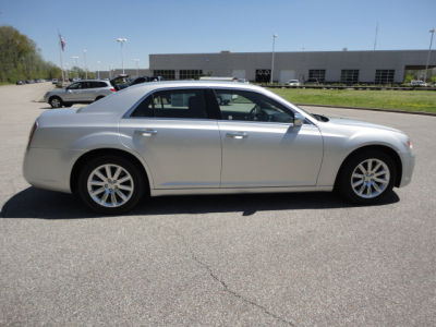 2012 Chrysler 300  Limited