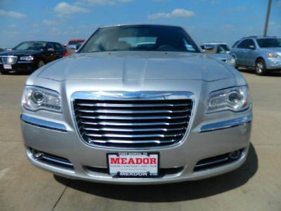 2012 Chrysler 300  Limited