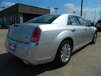 2012 Chrysler 300  Limited