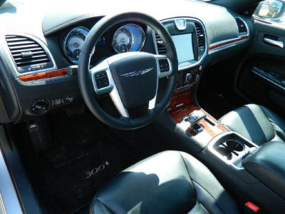 2012 Chrysler 300  Limited