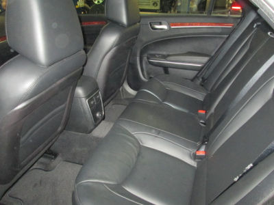 2012 Chrysler 300  Limited