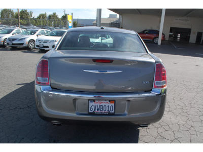 2012 Chrysler 300  Limited