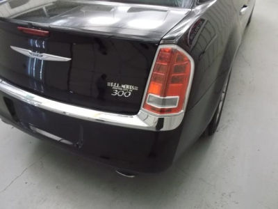 2012 Chrysler 300  Limited