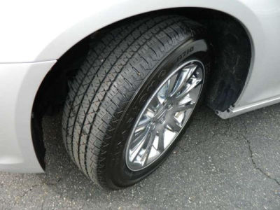 2012 Chrysler 300  Limited