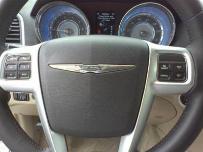 2012 Chrysler 300  Limited