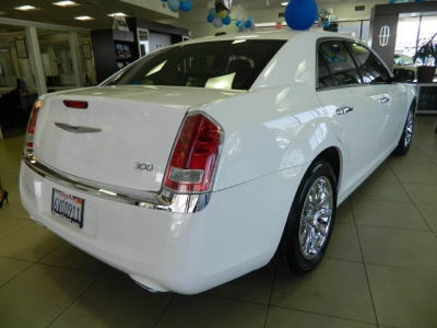 2012 Chrysler 300  Limited