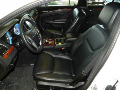 2012 Chrysler 300  Limited