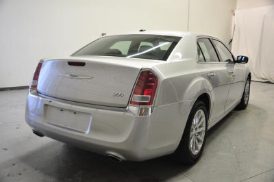 2012 Chrysler 300  Limited