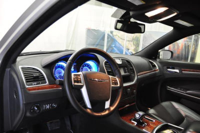 2012 Chrysler 300  Limited