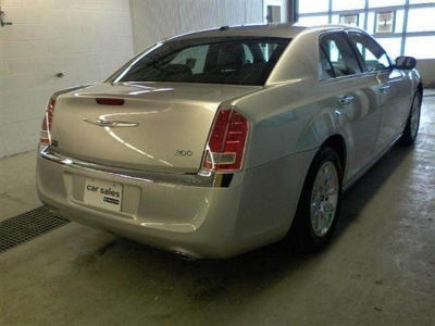 2012 Chrysler 300  Limited