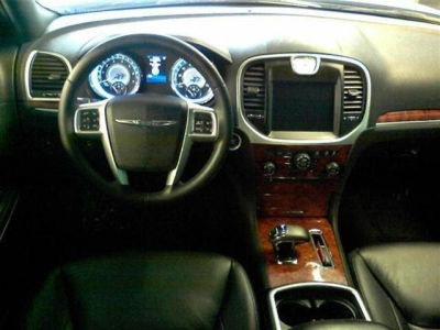 2012 Chrysler 300  Limited