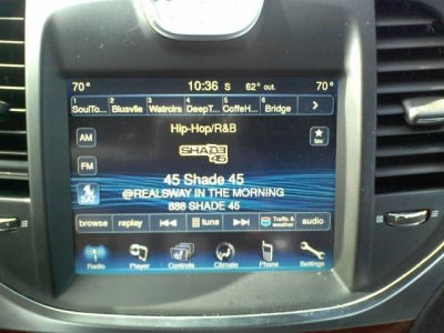 2012 Chrysler 300  Limited