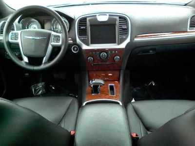 2012 Chrysler 300  Limited