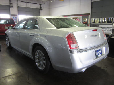 2012 Chrysler 300  Limited