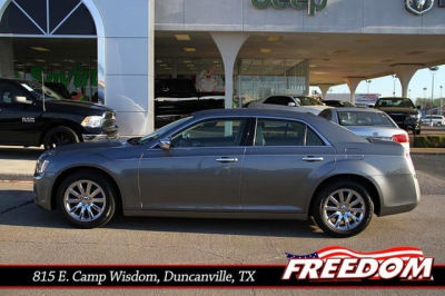 2012 Chrysler 300  Limited