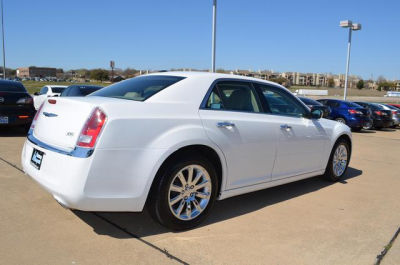 2012 Chrysler 300  Limited