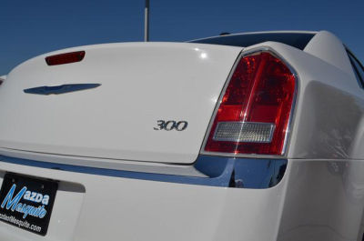 2012 Chrysler 300  Limited