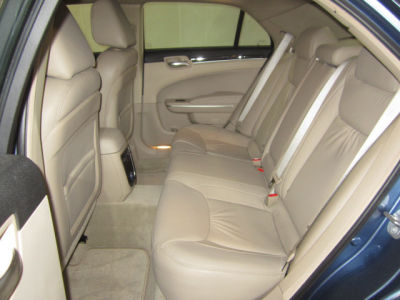 2011 Chrysler 300  Limited