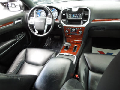 2012 Chrysler 300  Limited