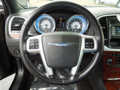 2012 Chrysler 300  Limited