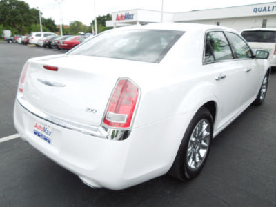2012 Chrysler 300  Limited