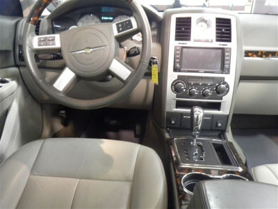 2010 Chrysler 300  Limited