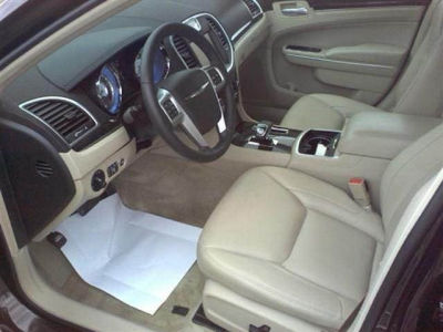 2012 Chrysler 300  Limited