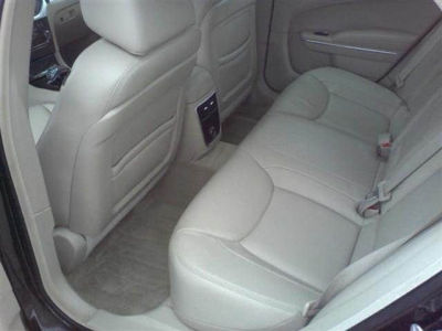 2012 Chrysler 300  Limited