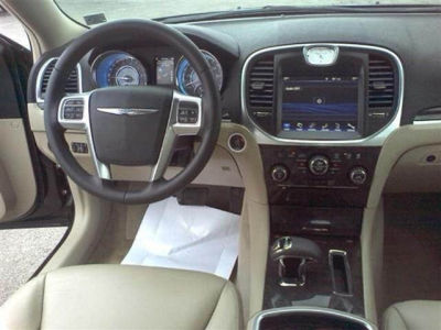 2012 Chrysler 300  Limited