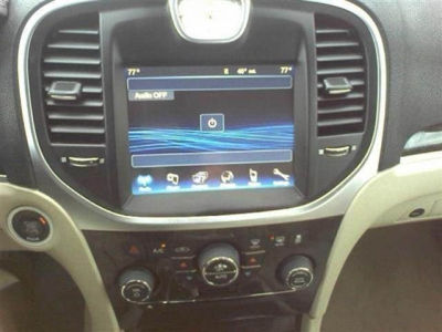 2012 Chrysler 300  Limited