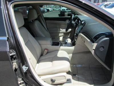 2012 Chrysler 300  Limited