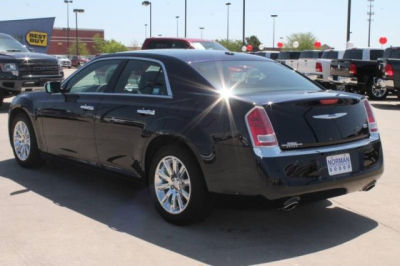 2012 Chrysler 300  Limited