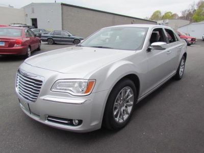 2012 Chrysler 300  Limited