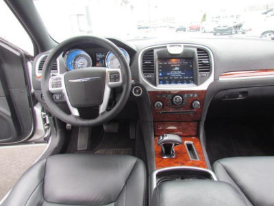2012 Chrysler 300  Limited