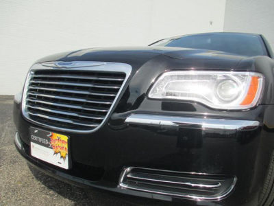 2013 Chrysler 300  Base