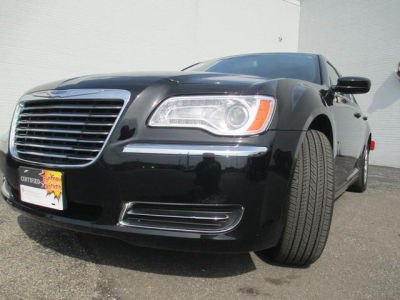 2013 Chrysler 300  Base