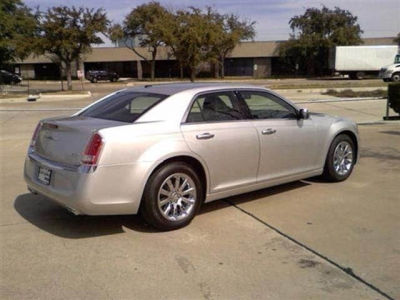 2012 Chrysler 300  Limited
