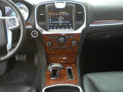 2012 Chrysler 300  Limited