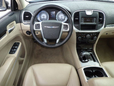 2012 Chrysler 300  Limited