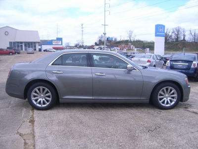 2012 Chrysler 300  Limited