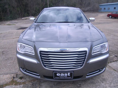 2012 Chrysler 300  Limited