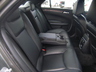 2012 Chrysler 300  Limited