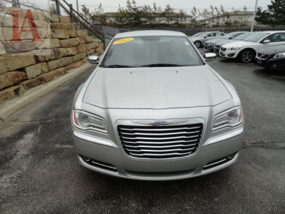 2012 Chrysler 300  Limited