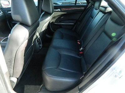 2012 Chrysler 300  Limited