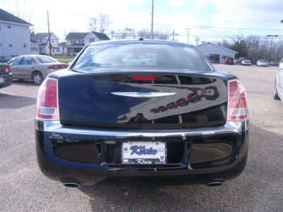 2012 Chrysler 300  Limited