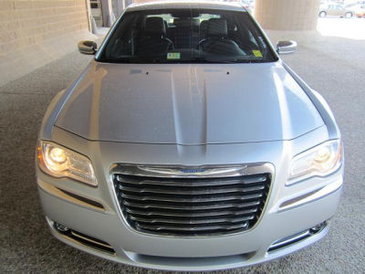 2012 Chrysler 300  Limited