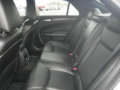 2012 Chrysler 300  Limited