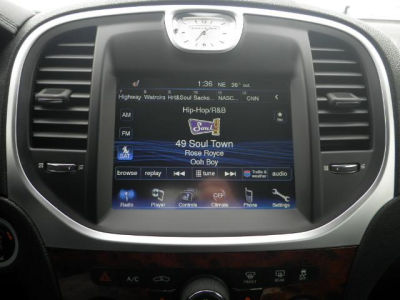 2012 Chrysler 300  Limited